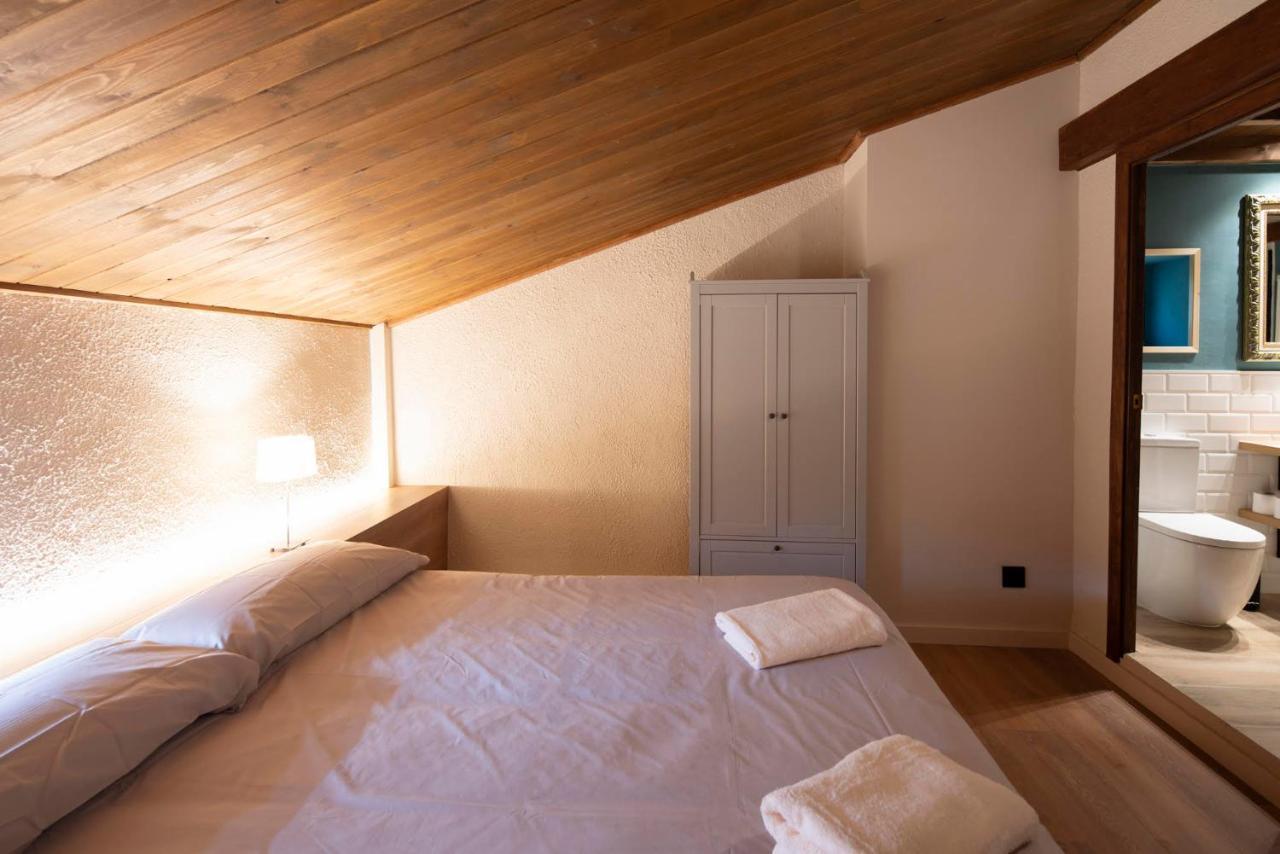 Masia El Pinatell Castellar del Riu Exterior photo